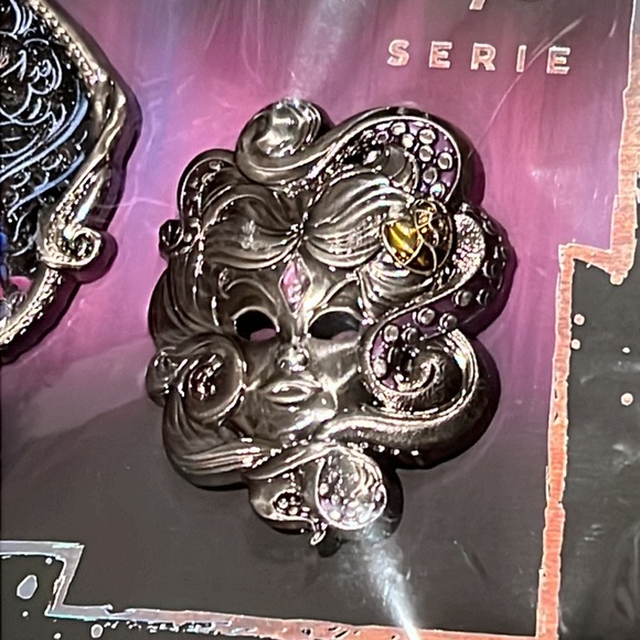 Disneyland Designer Collection Midnight Masquerade Series LIMITED EDITION - Picture 2 of 4